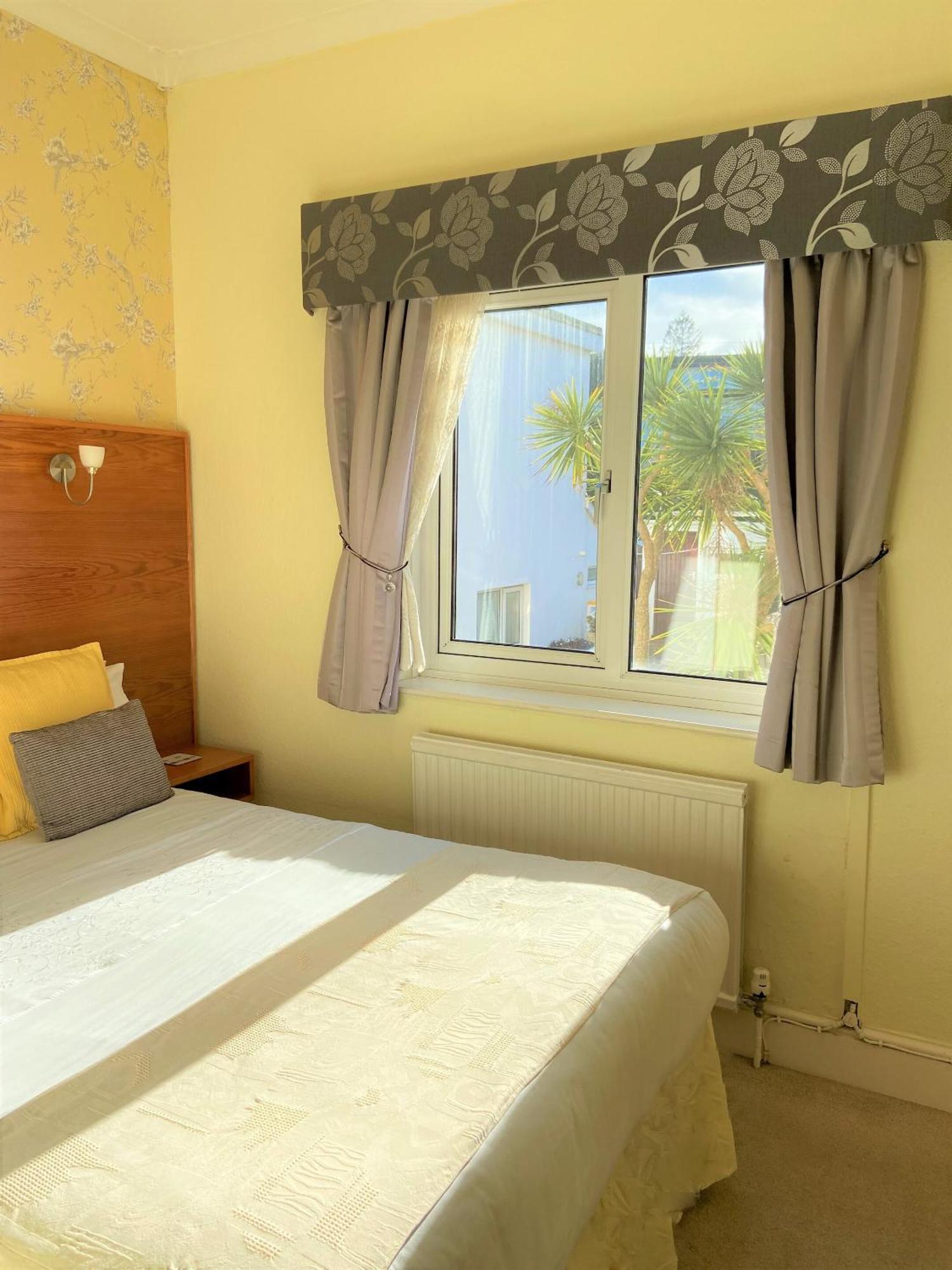 The Briars - Adults Only Hotell Paignton Rom bilde